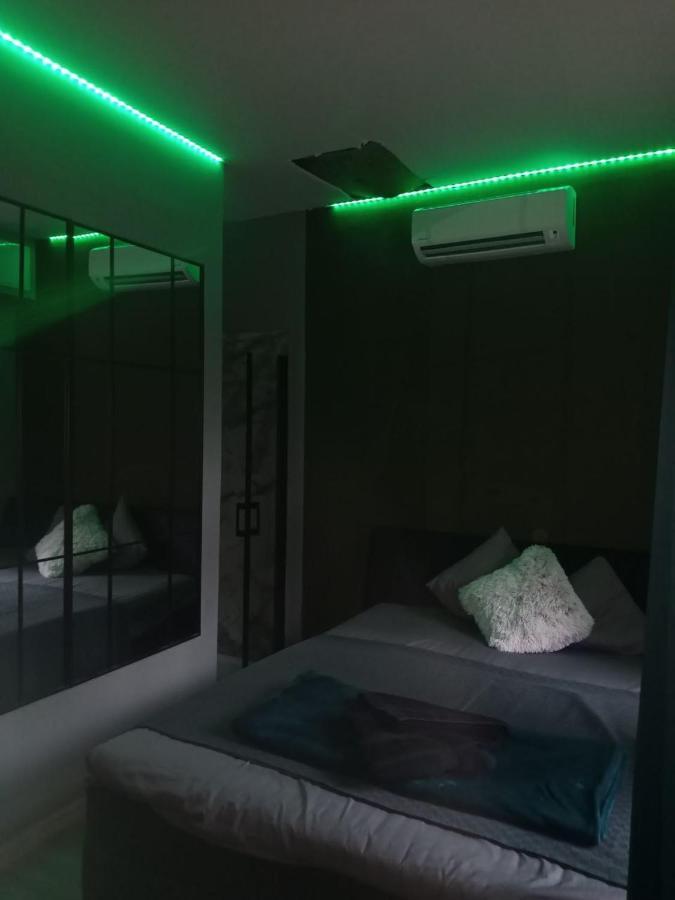 Relax Mini Hotel Jindrisska Praha Bagian luar foto
